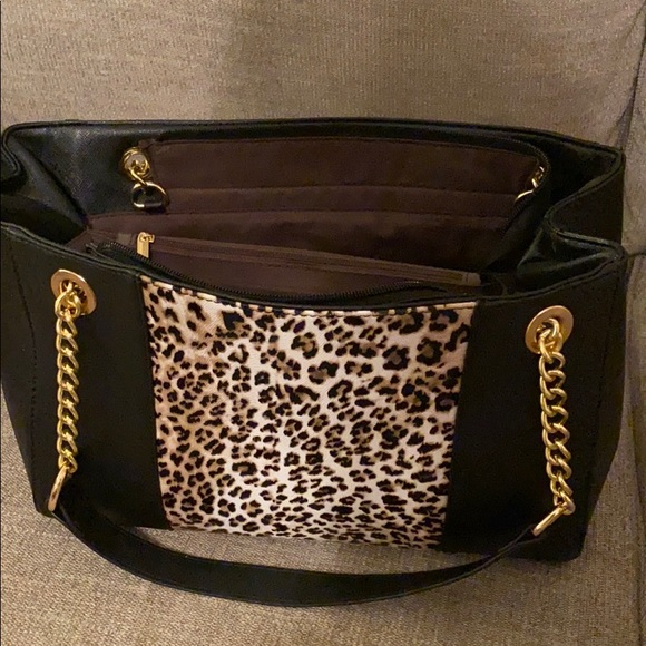 Handbags - *sold* Leopard n black purse